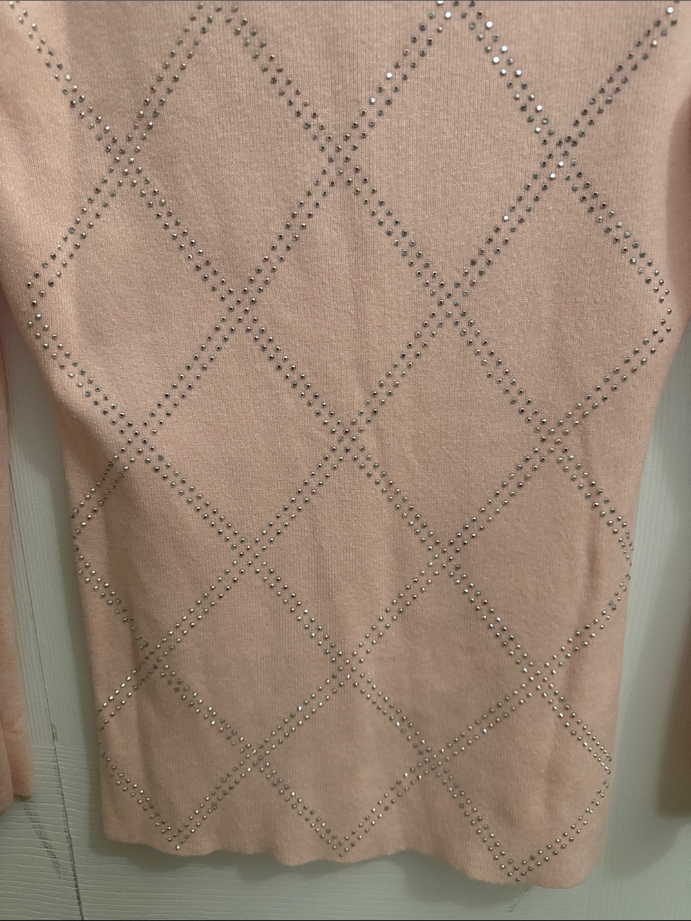 VENUS Light Pink Rhinestone Argyle Knit Boatneck Sweater Women size small - Picture 4 of 11